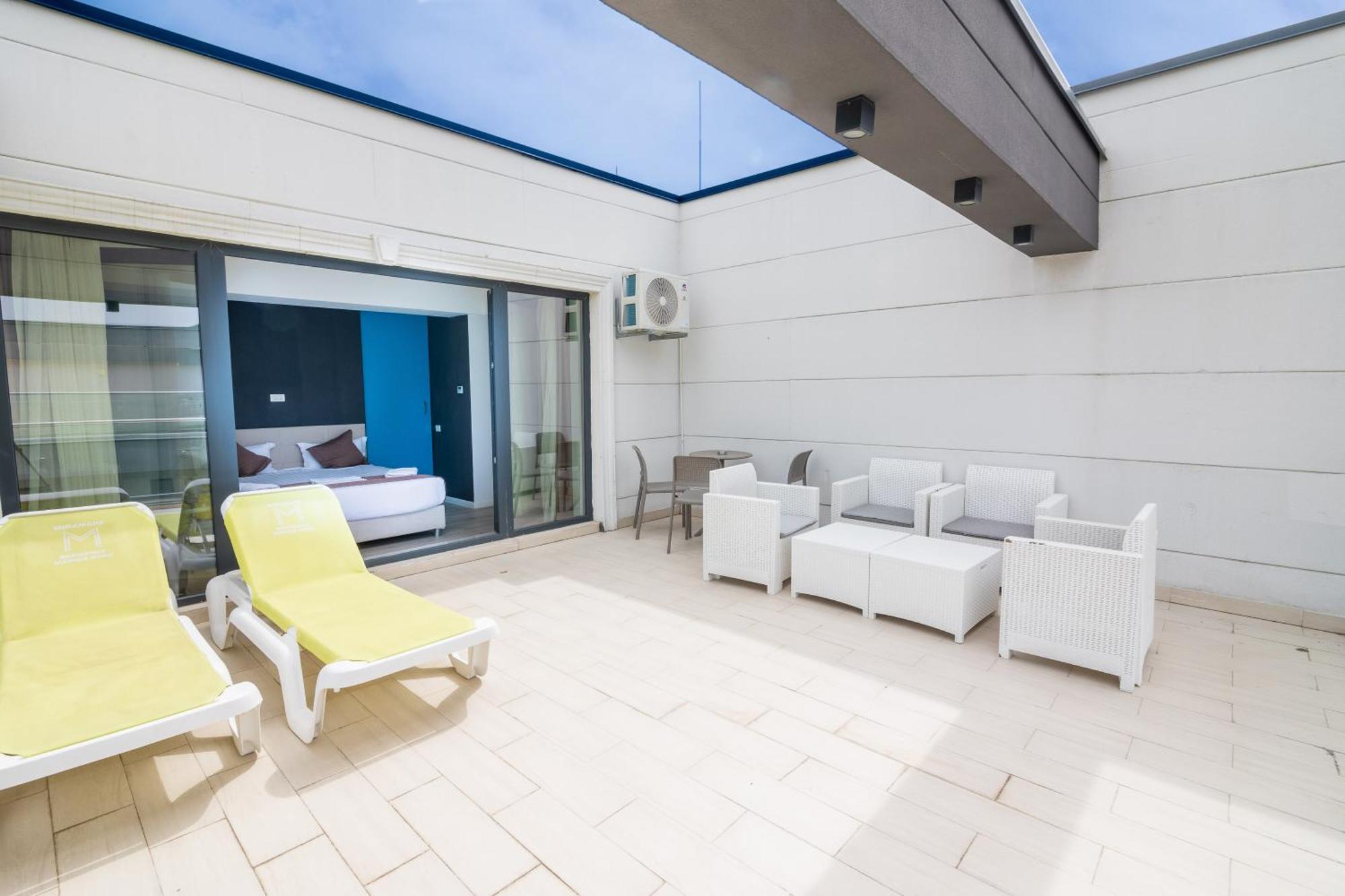 Miramare Residence Aparthotel Năvodari Esterno foto