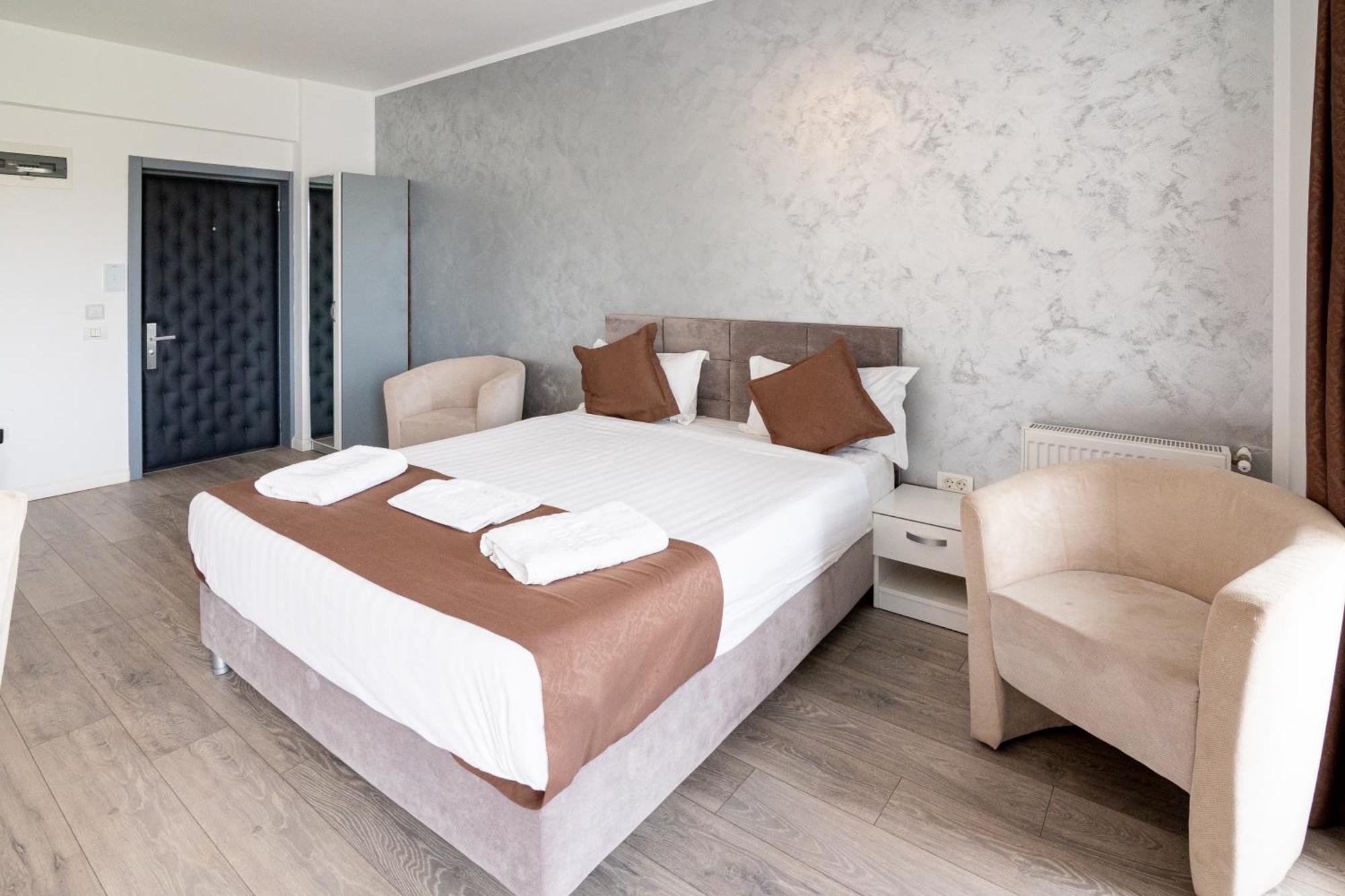 Miramare Residence Aparthotel Năvodari Esterno foto